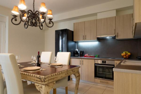 Aeolus Luxury Apartment - II